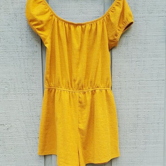 Arizona Jean Company Mustard Yellow Women's Shorts Romper - Picture 3 of 3